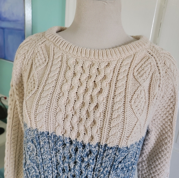 L.L. Bean "Signature" Fishermans Sweater - Picture 2 of 12